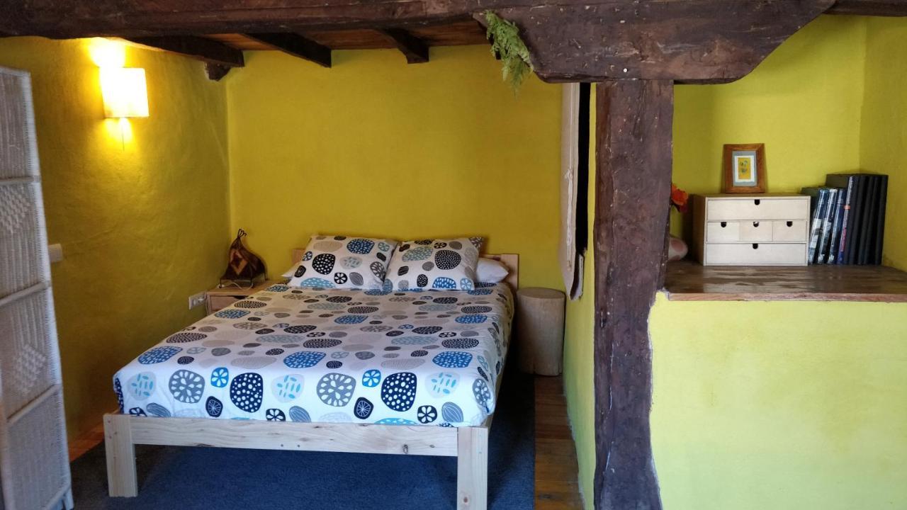 La Casa Amarilla