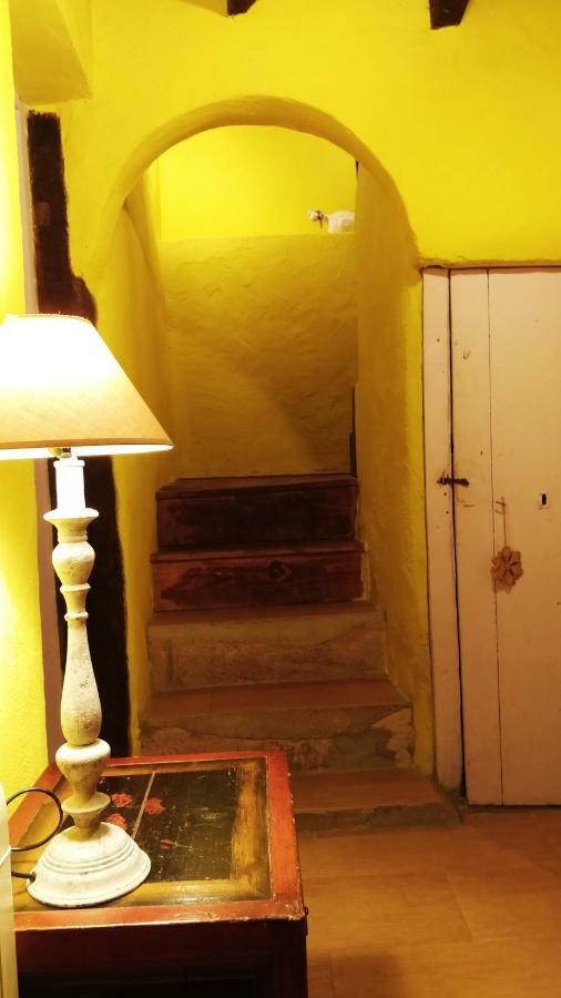 La Casa Amarilla * Olleros de Pisuerga